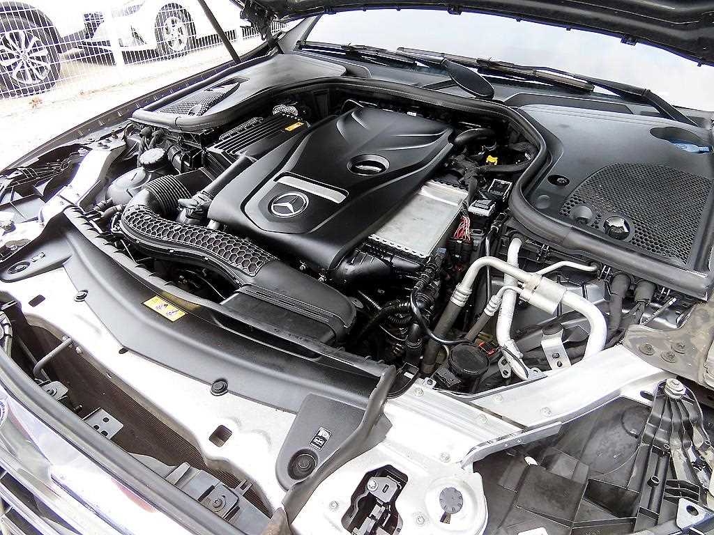 Mercedes Benz E class 2018 Gris - Importación desde Corea - HF Imports Iquique - Foto 19