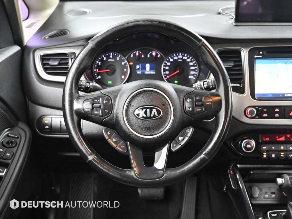 KIA Carens 2014 Negro - Importación desde Corea - HF Imports Iquique - Foto 13