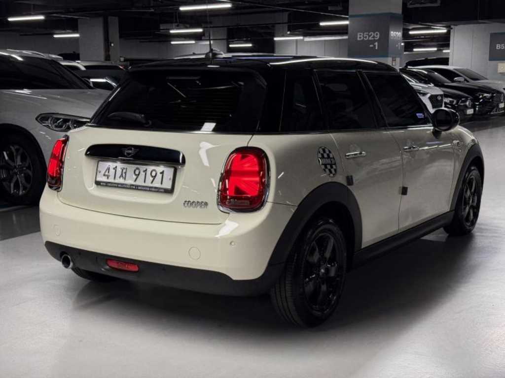 Mini Cooper - Vista 4