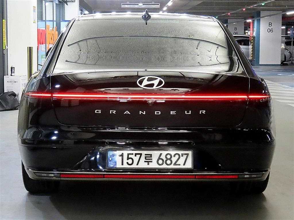 HYUNDAI Grandeur - Vista 5