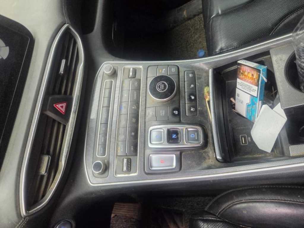 HYUNDAI Santa Fe - Vista 8
