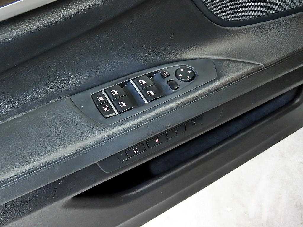 BMW 7 Series 2010 Gris - Importación desde Corea - HF Imports Iquique - Foto 13
