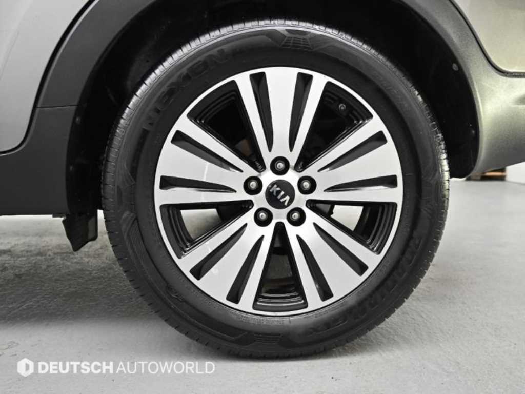 KIA Sportage - Vista 5