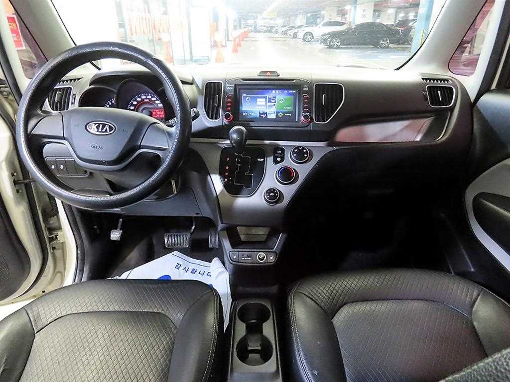 KIA Ray - Vista 10