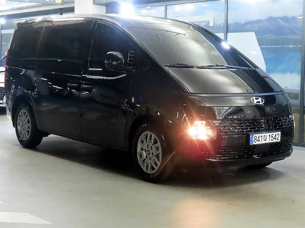 HYUNDAI Staria 2025 Negro - Importación desde Corea - HF Imports Iquique - Foto 1