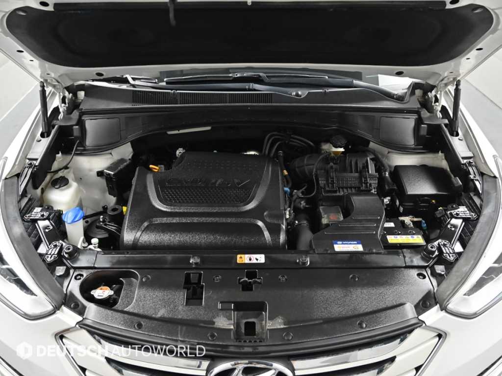 HYUNDAI Santa Fe - Vista 6