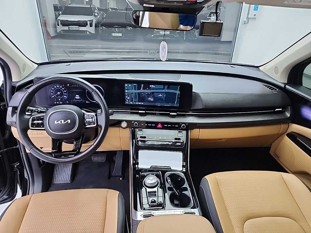 KIA Carnival - Vista 7