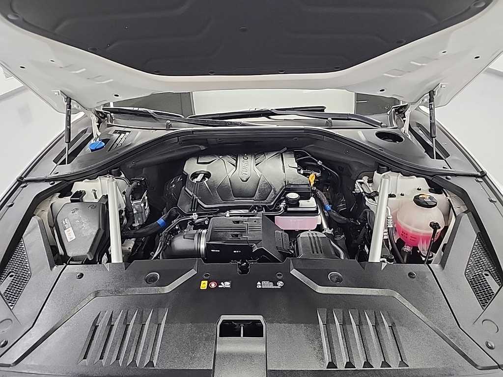 Genesis GV70 - Vista 5