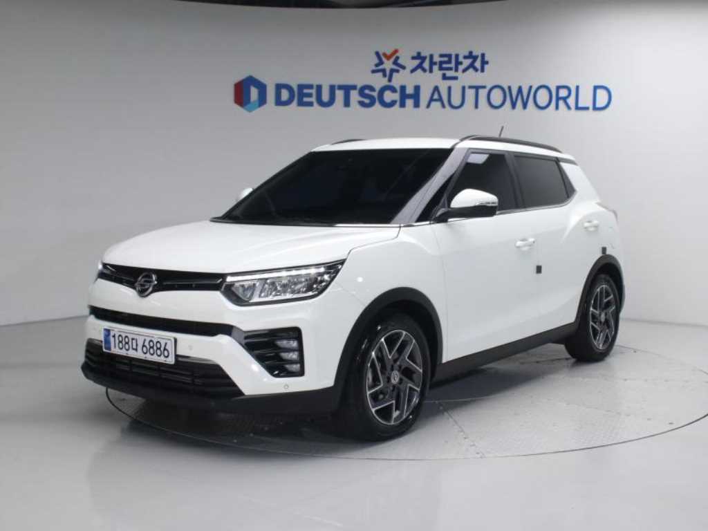 Ssangyong Tivoli 2022 Blanco - Importación desde Corea - HF Imports Iquique - Foto 1