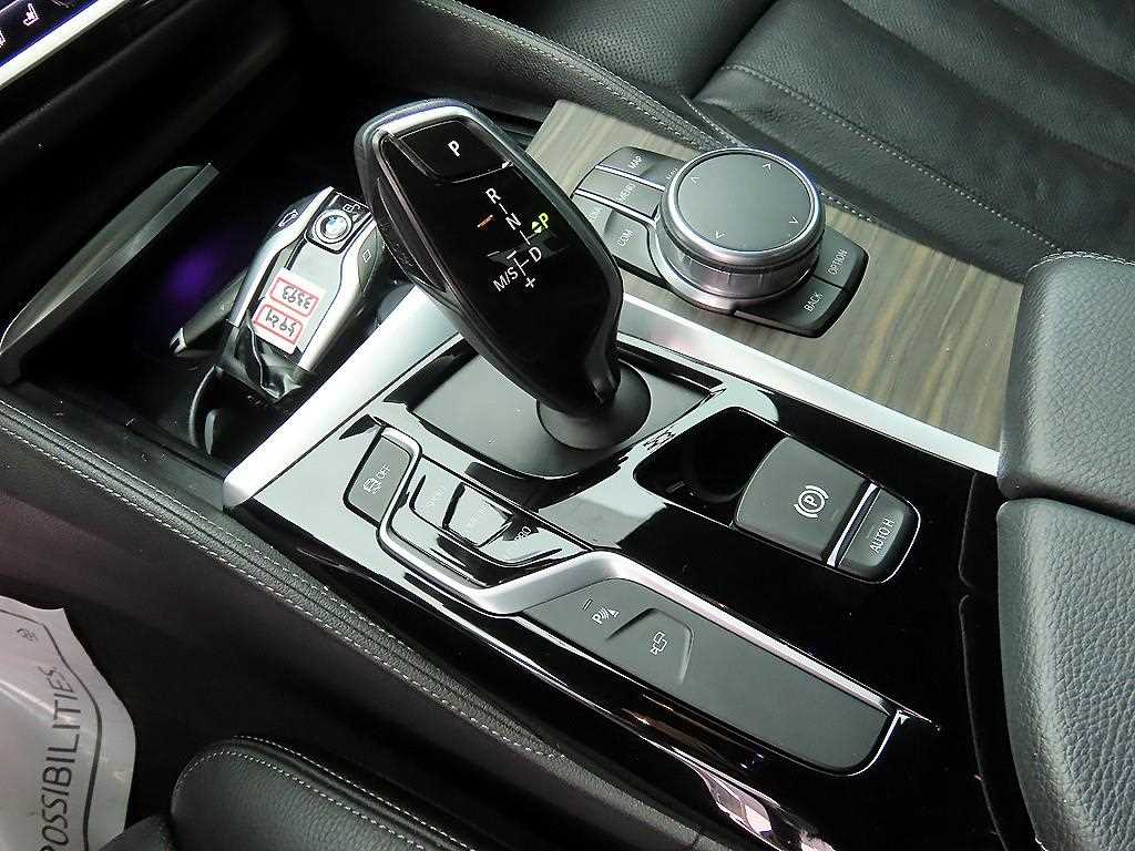 BMW 5 Series - Vista 11