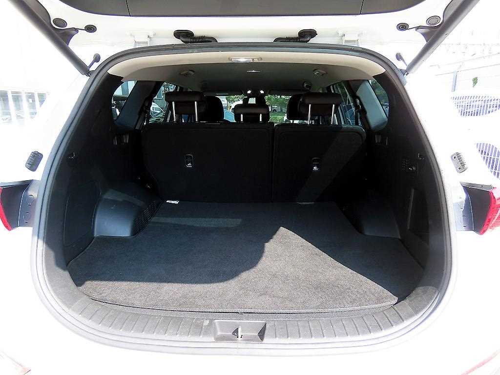 HYUNDAI Santa Fe 2020 Blanco - Importación desde Corea - HF Imports Iquique - Foto 17