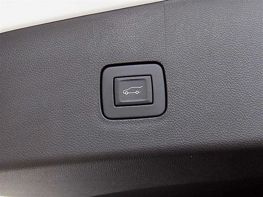 Chevrolet Trax 2024 Blanco - Importación desde Corea - HF Imports Iquique - Foto 17