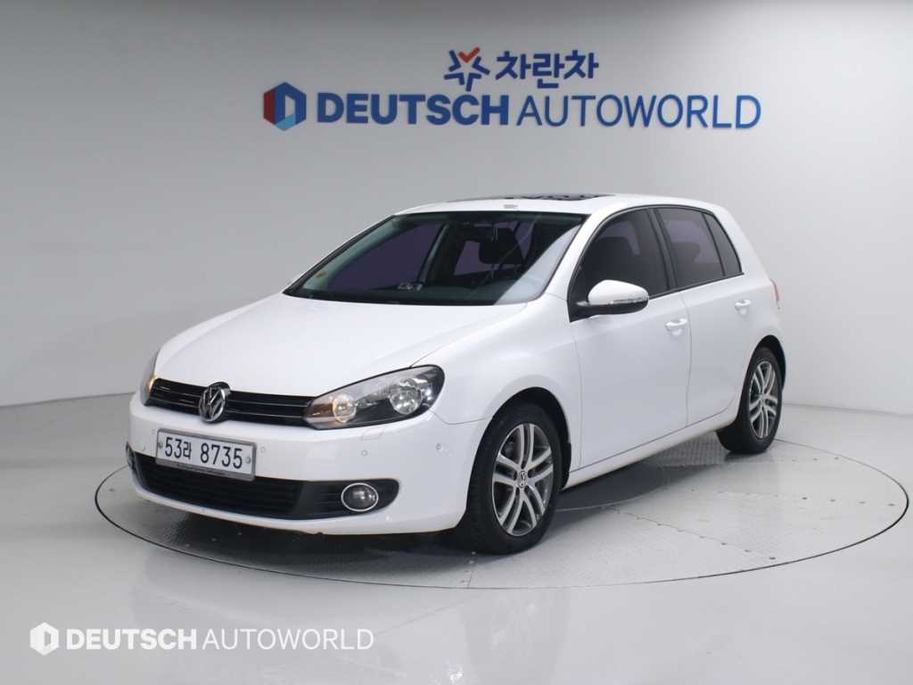 Volkswagen Golf 2010 Blanco - Importación desde Corea - HF Imports Iquique - Foto 1