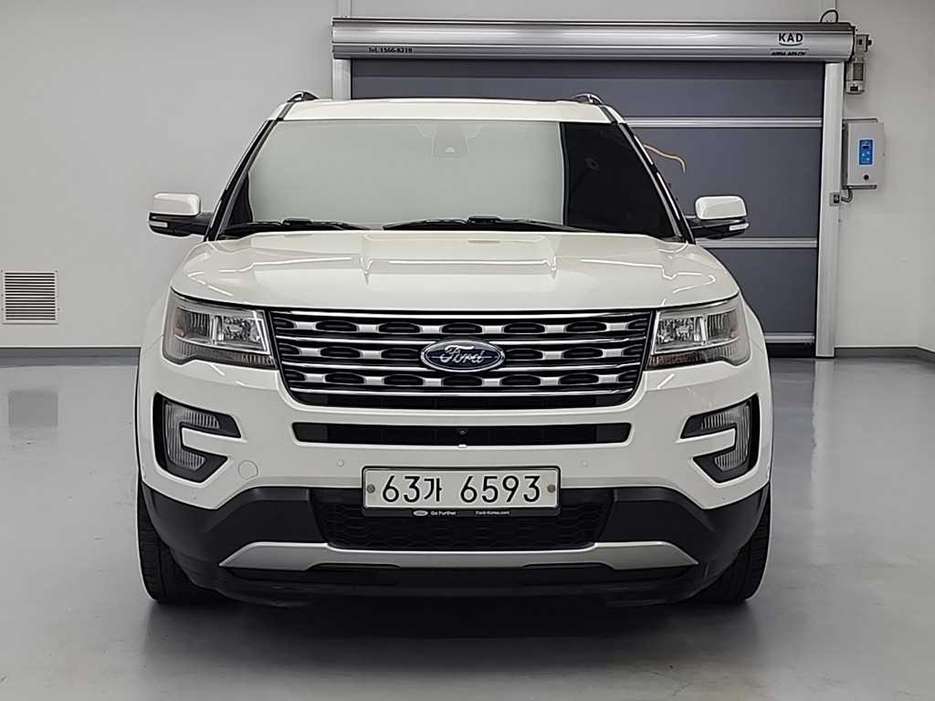 Ford Explorer - Vista 2
