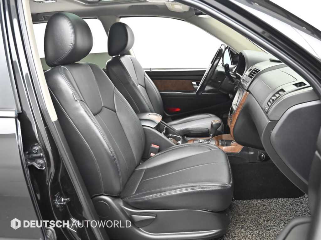 Ssangyong Rexton - Vista 10