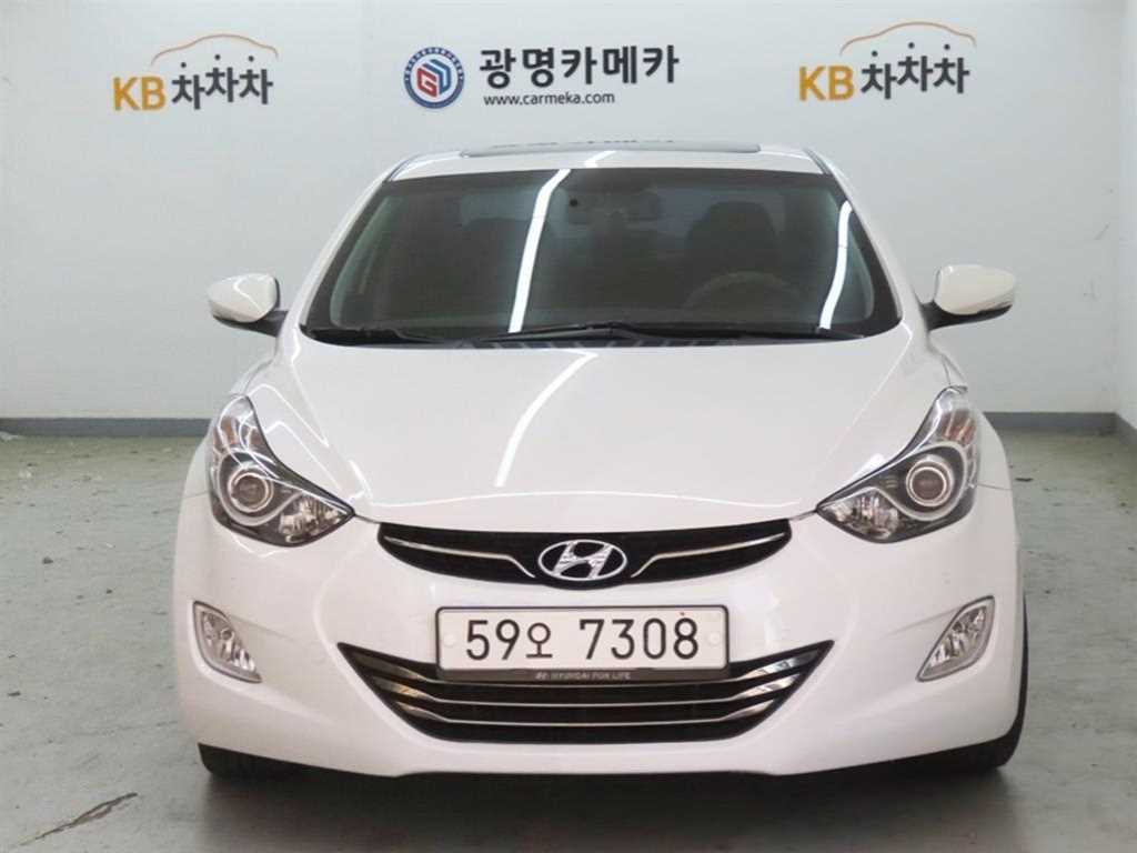 HYUNDAI Avante 2011 Blanco - Importación desde Corea - HF Imports Iquique - Foto 1