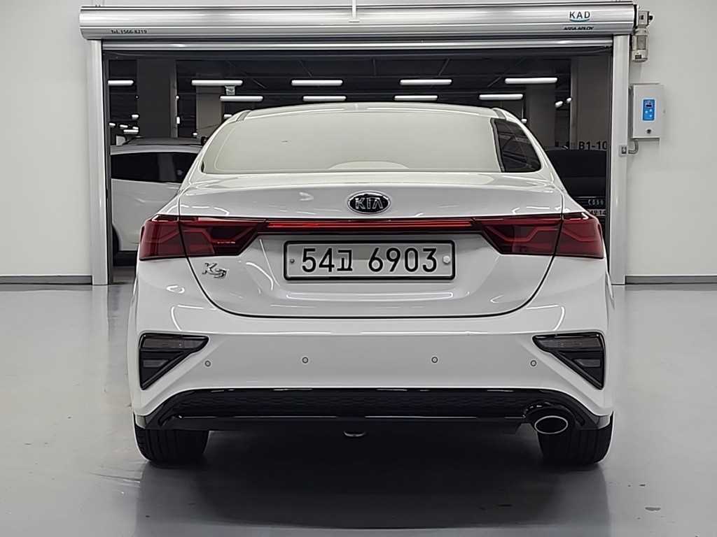 KIA K3 - Vista 3