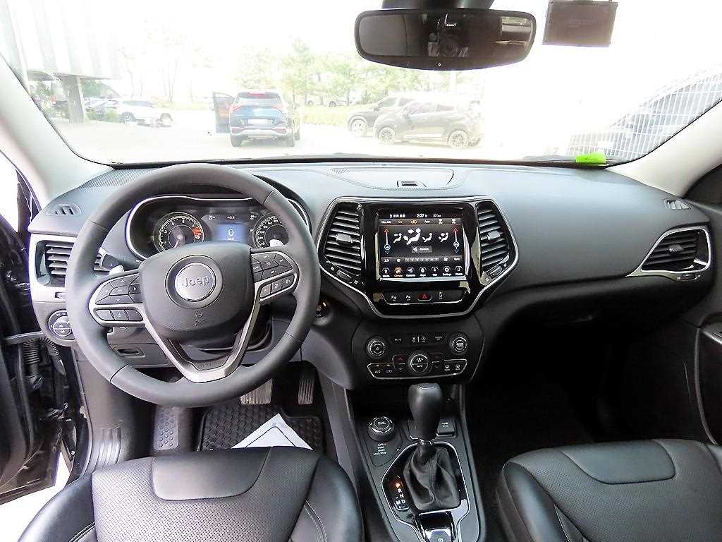 Jeep Cherokee - Vista 7