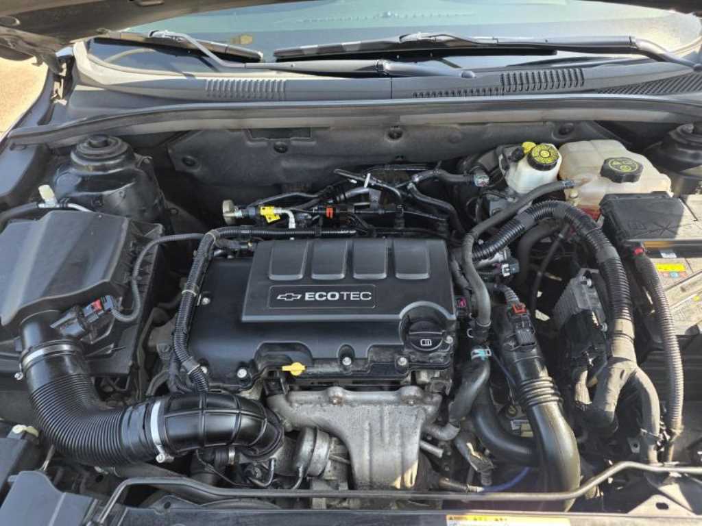 Chevrolet Cruise - Vista 6