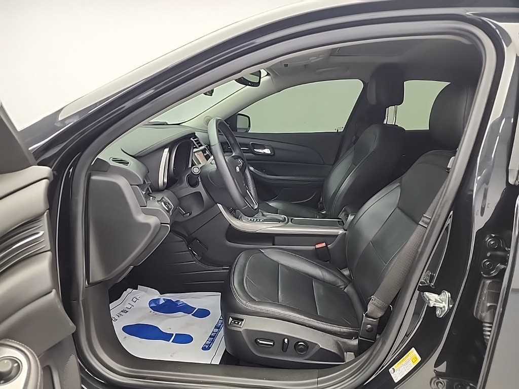Chevrolet Malibu - Vista 11