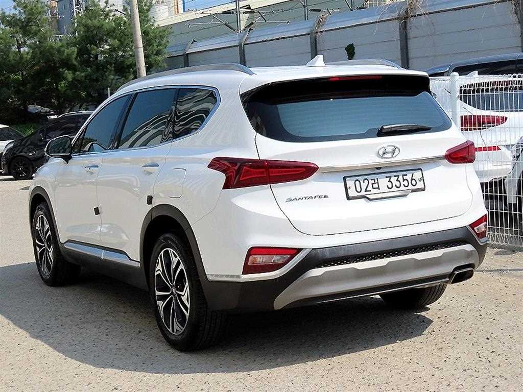 HYUNDAI Santa Fe - Vista 3