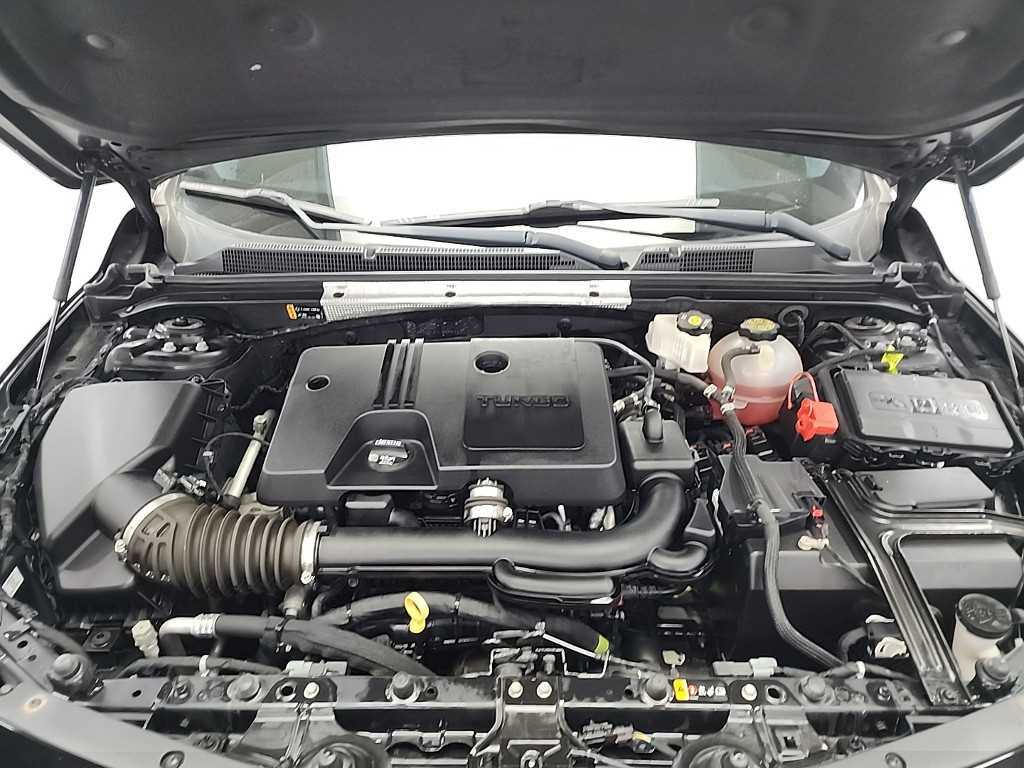 Chevrolet Malibu - Vista 5