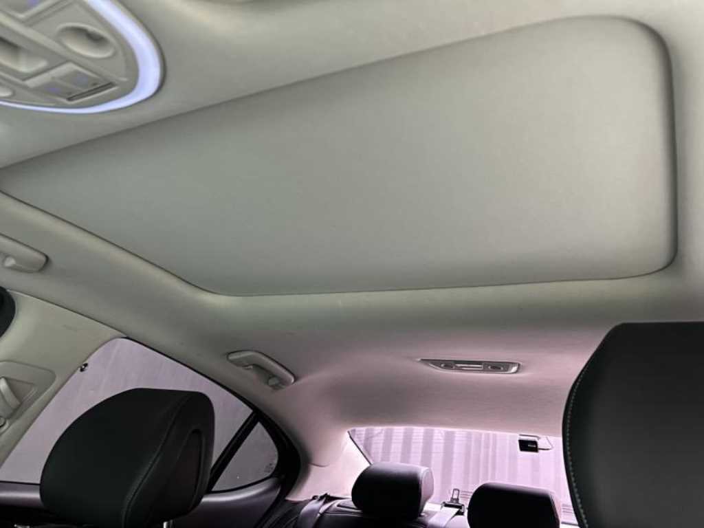 Genesis G70 - Vista 11