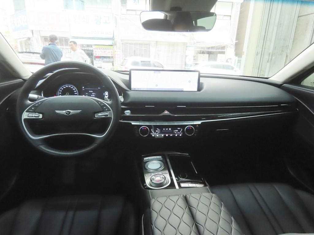Genesis G80 - Vista 7