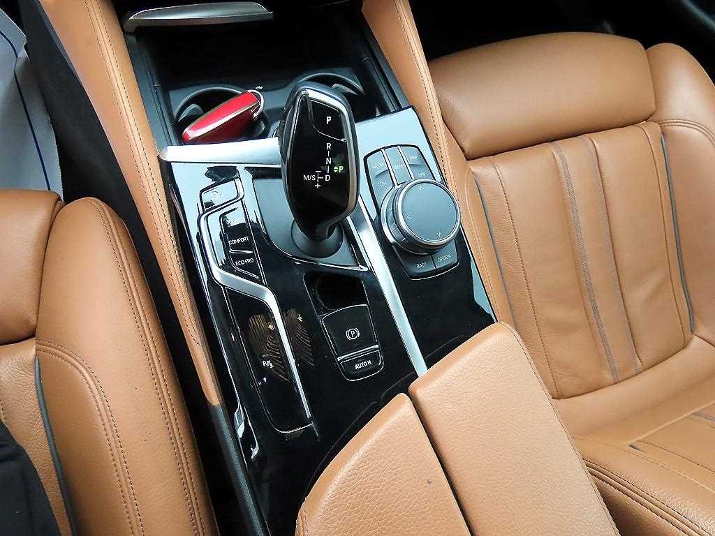 BMW 5 Series - Vista 11