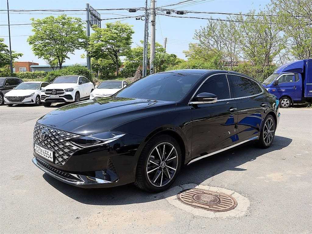 HYUNDAI Grandeur - Vista 2