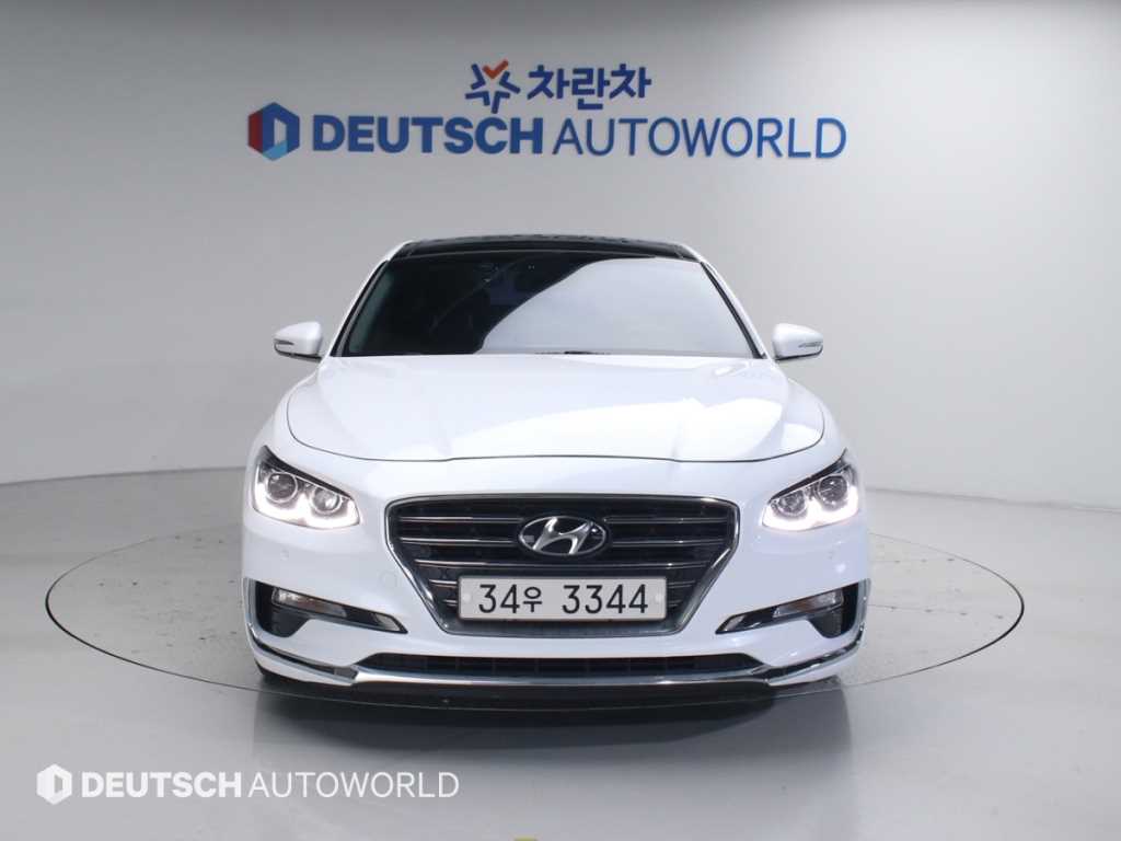HYUNDAI Grandeur - Vista 3
