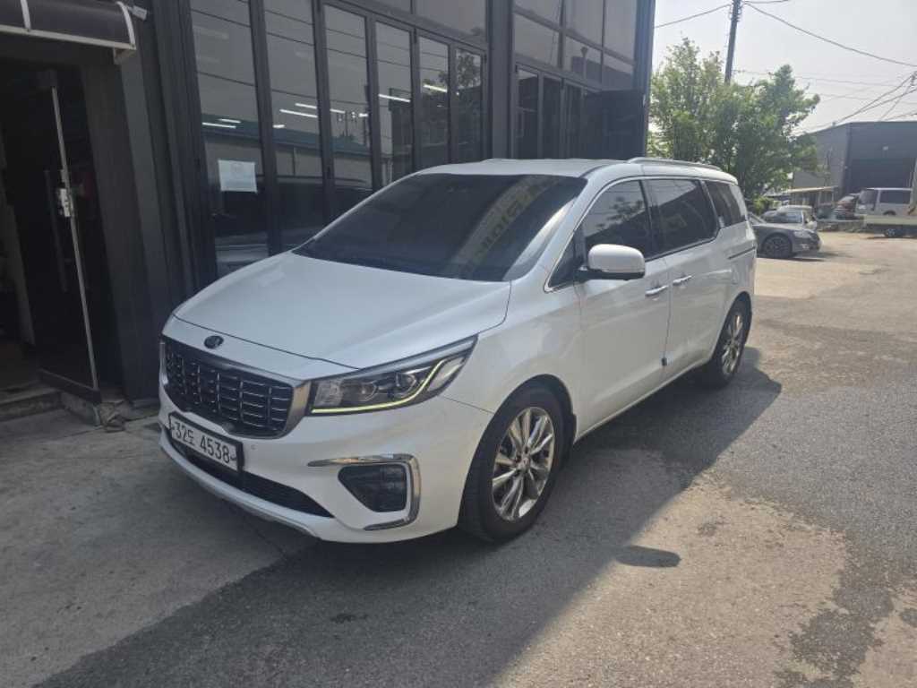 KIA Carnival - Vista 2