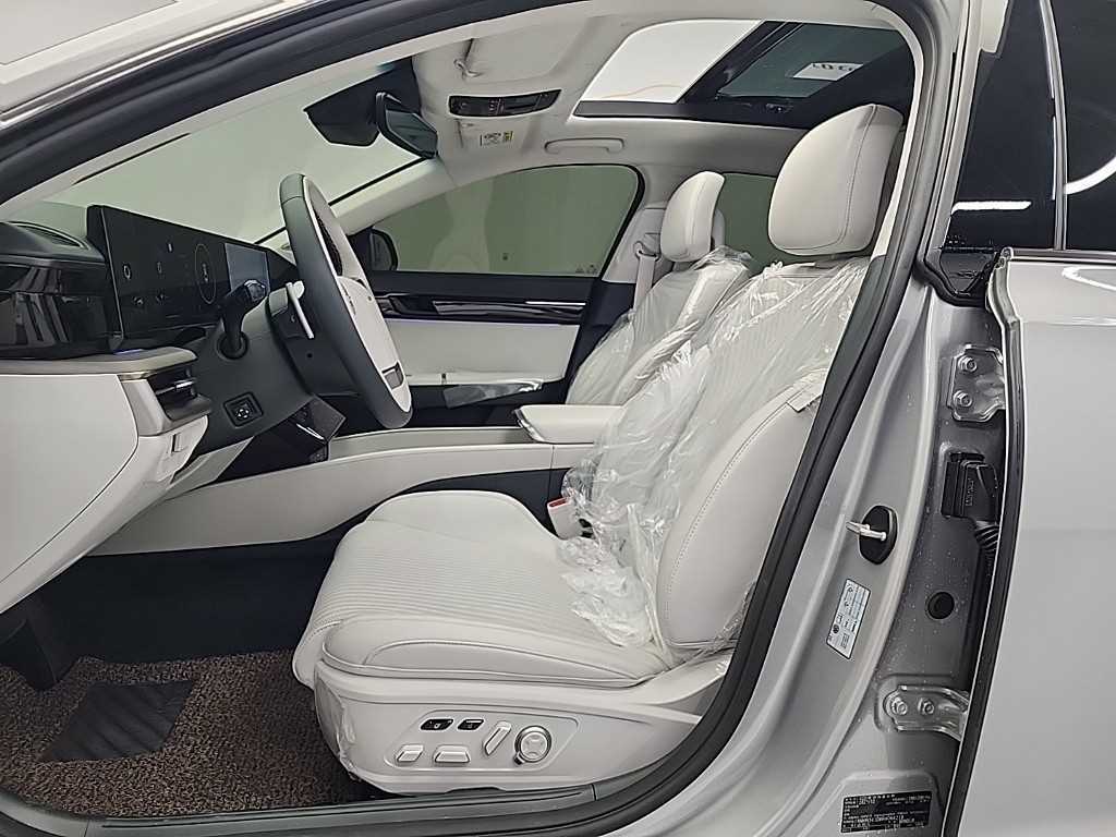 HYUNDAI Grandeur - Vista 11