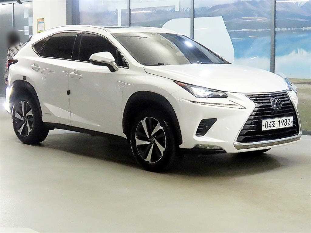 Lexus NX