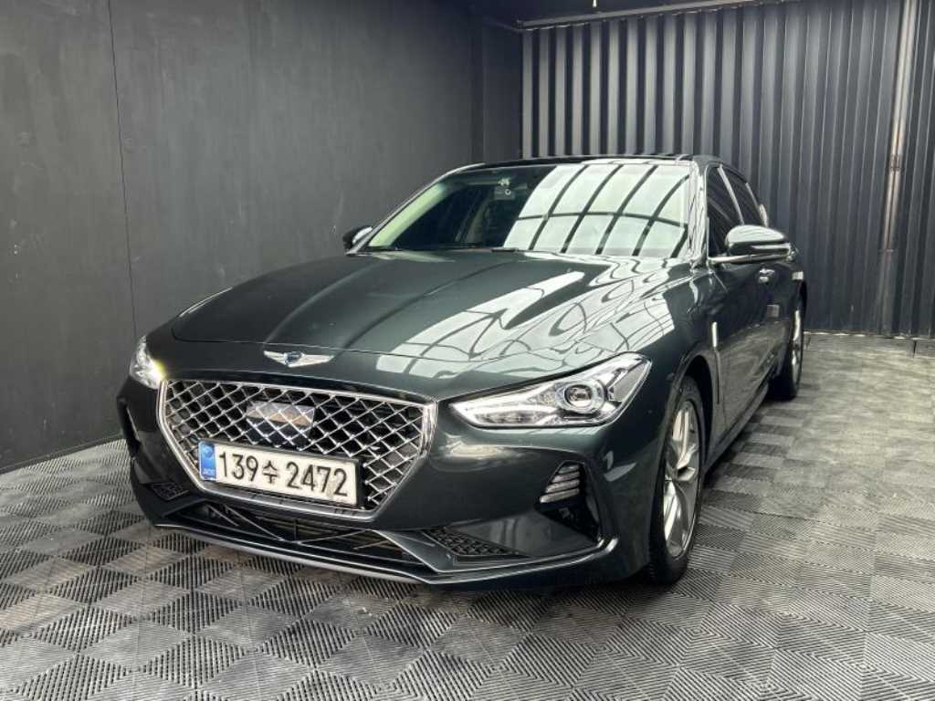 Genesis G70 - Vista 3
