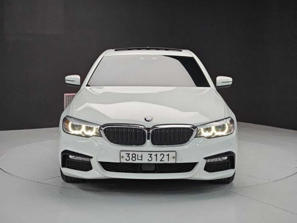 BMW 5 Series - Vista 2