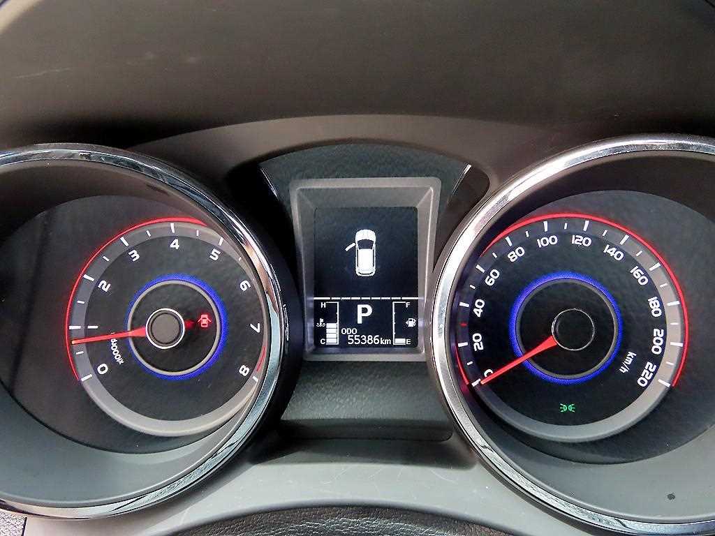 Ssangyong Tivoli - Vista 9