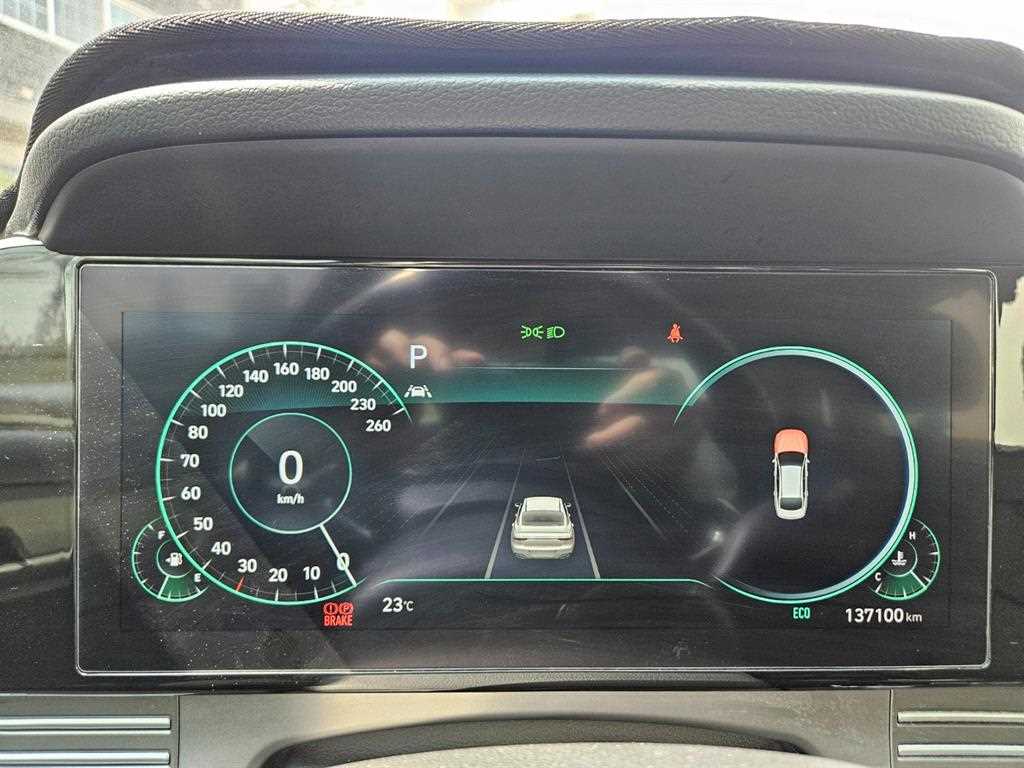 HYUNDAI Grandeur - Vista 7