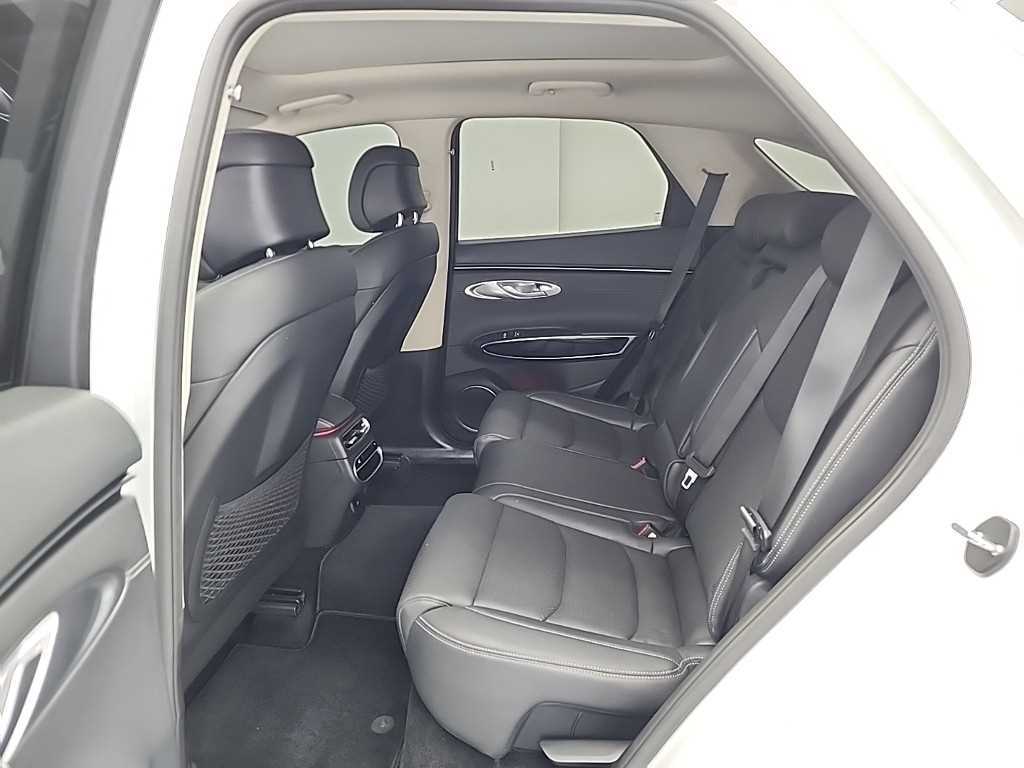 Genesis GV70 - Vista 12