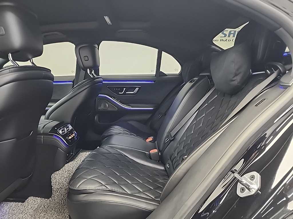 Mercedes Benz S Class - Vista 12