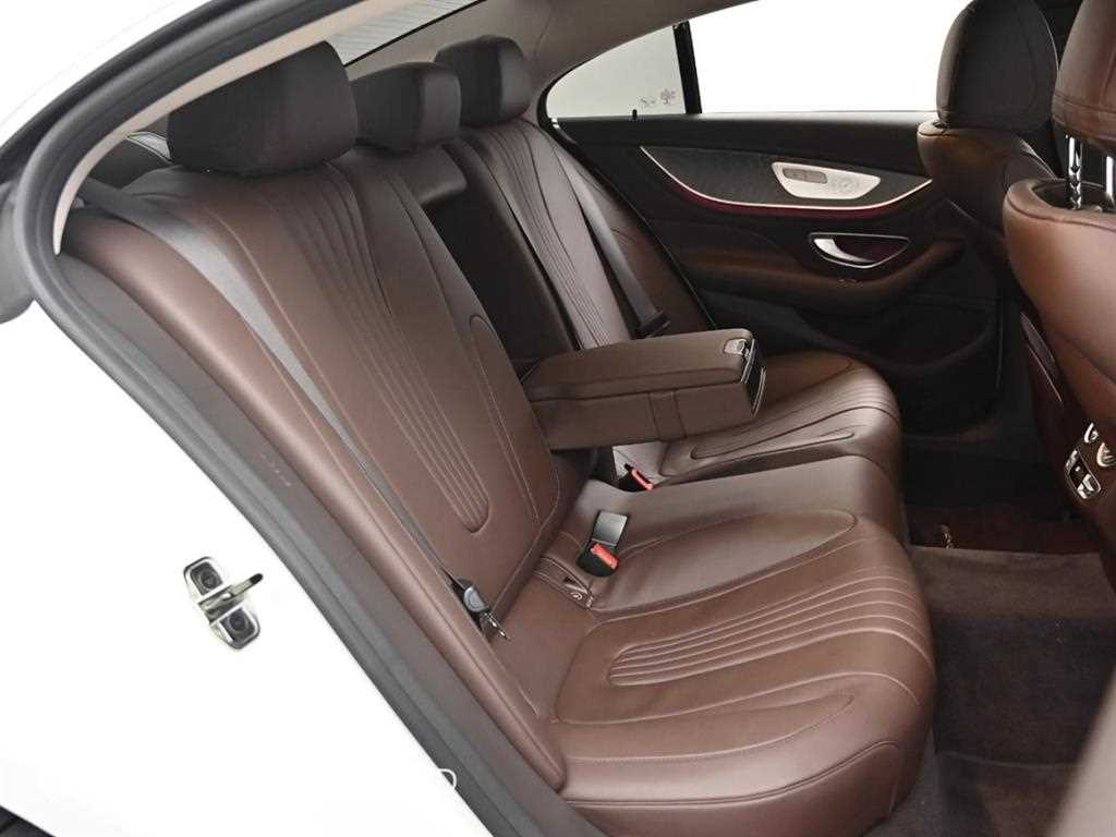 Mercedes Benz CLS Class - Vista 12