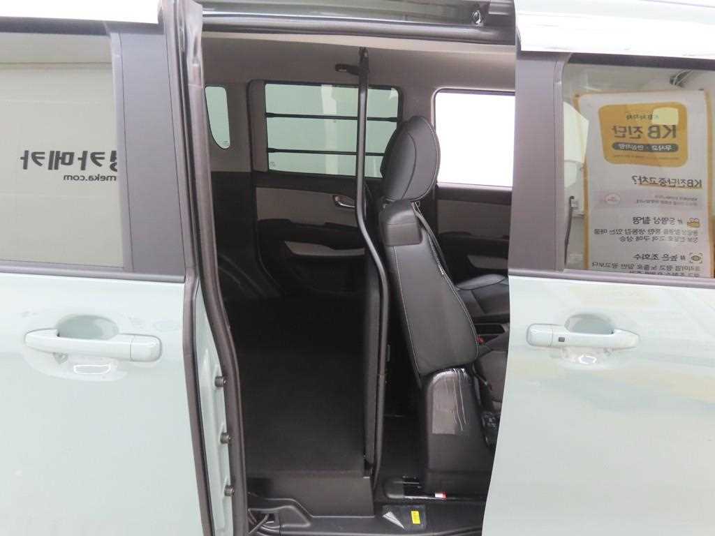 KIA Ray - Vista 7