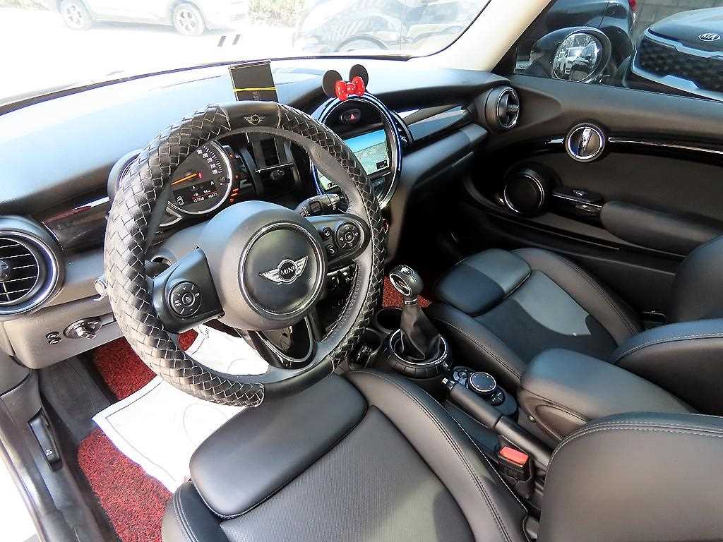 Mini Cooper - Vista 7
