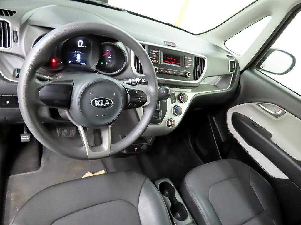 KIA Ray - Vista 7