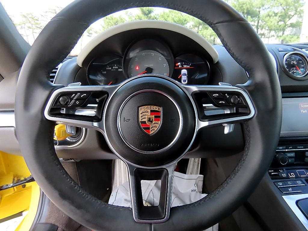 Porsche Cayman - Vista 7