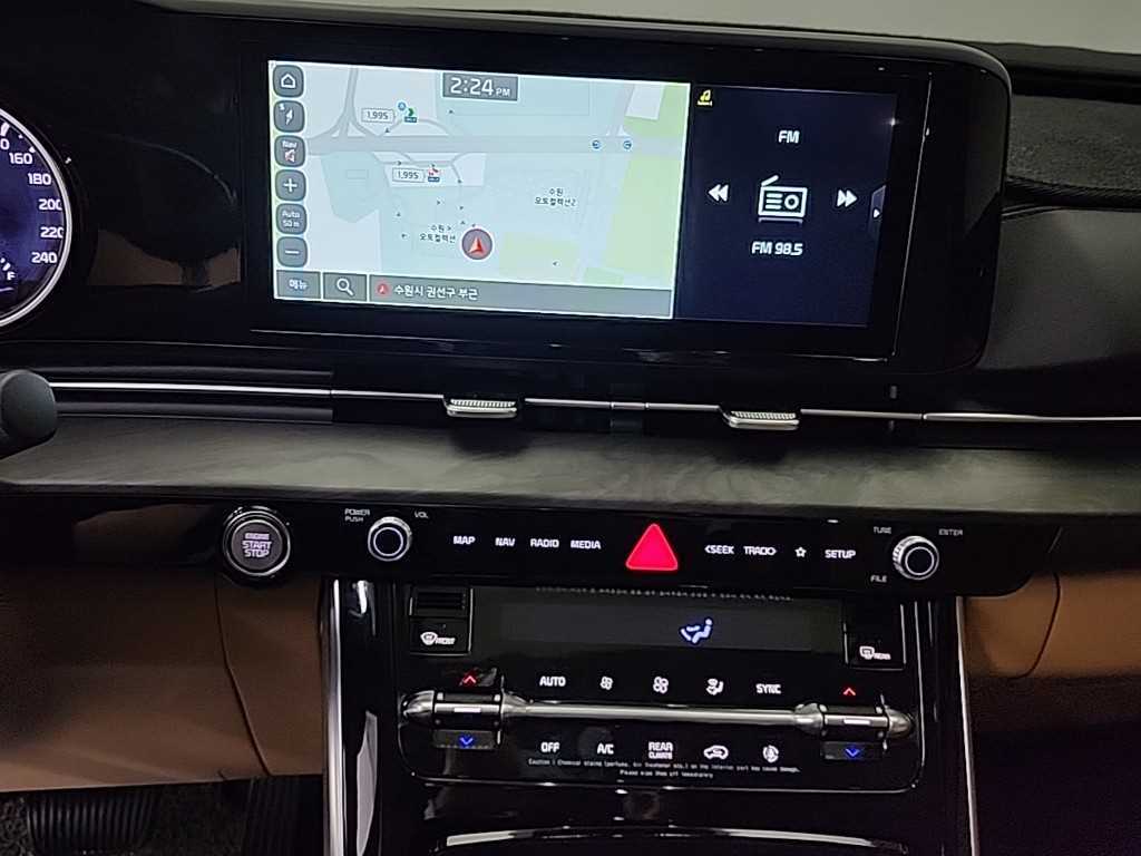 KIA Carnival - Vista 10