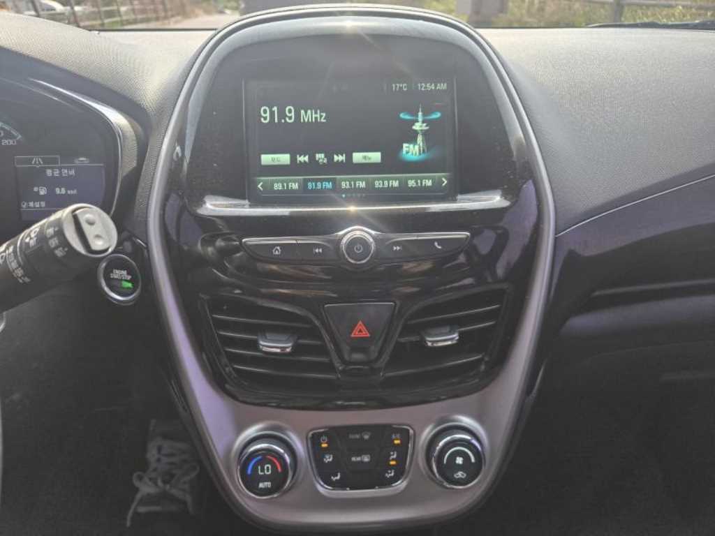 Chevrolet Spark 2016 Morado - Importación desde Corea - HF Imports Iquique - Foto 13