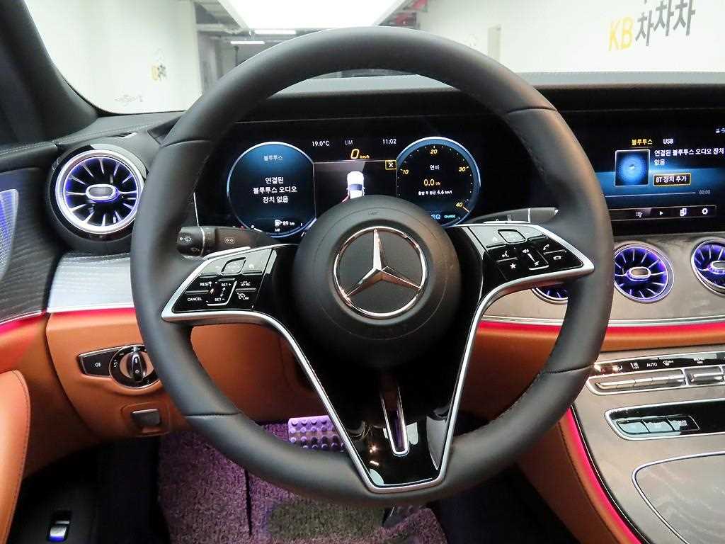 Mercedes Benz CLS Class - Vista 7