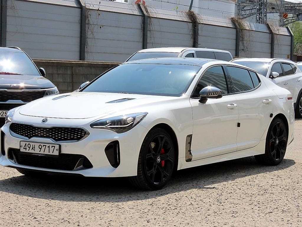 KIA Stinger - Vista 2