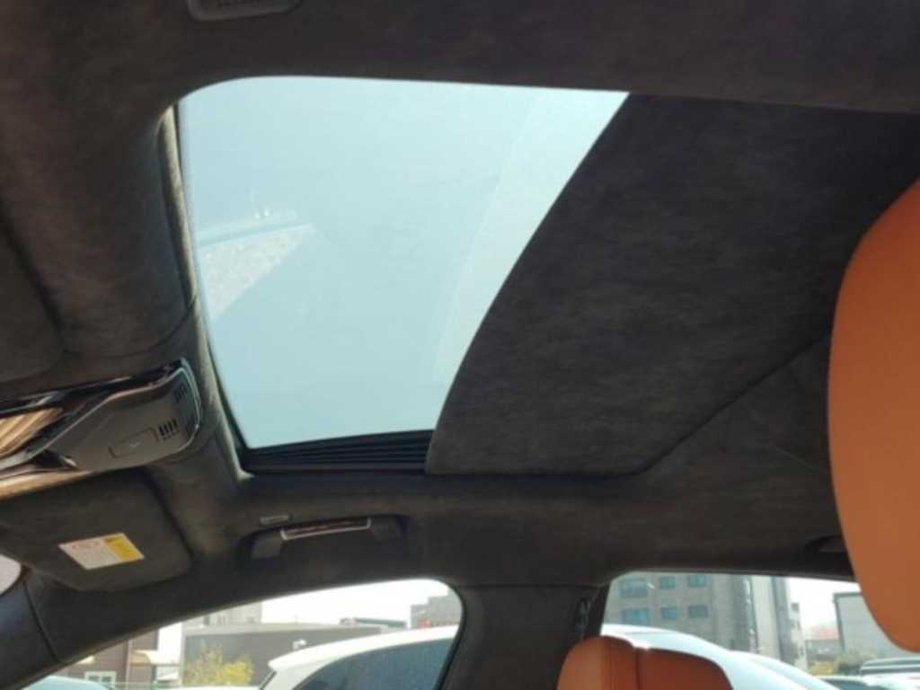 BMW 7 Series - Vista 9